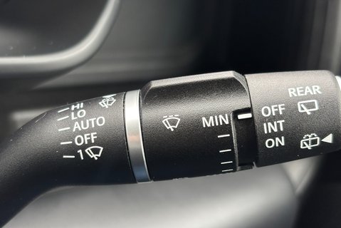 Land Rover Defender 130 D300 Outbound 5dr 34