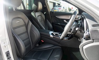 Mercedes-Benz C Class C63 Estate 6