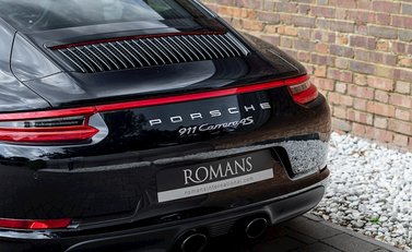 Porsche 911 (991.2) Carrera 4S 23