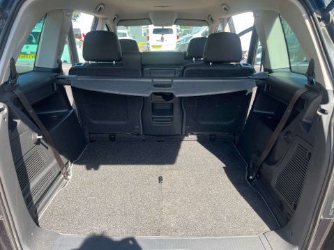 Vauxhall Zafira 1.6 Zafira Exclusive 5dr 37