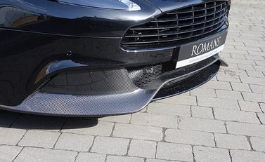 Aston Martin Vanquish Carbon Edition 7