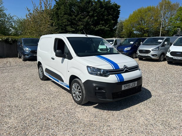 Citroen Berlingo AUTO SWB (SOLD) L1H1 Enterprise 1000 A/C Camera Nav Sensors EURO 6 NO VAT 4