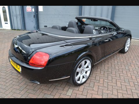 Bentley Continental 6.0 W12 GTC Convertible 2dr Petrol Auto 4WD Euro 4 (560 ps) 17
