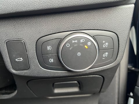 Ford Focus 1.5 182 ST-LINE X AUTOMATIC 29