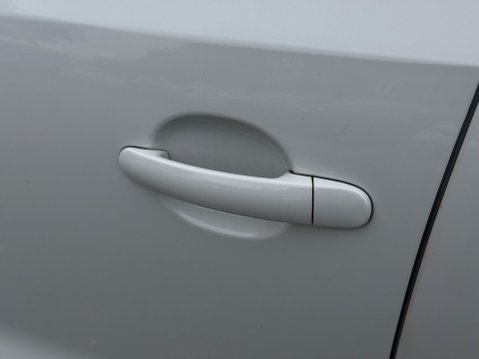 Volkswagen Polo 1.2 TSI BlueMotion Tech SE Design Euro 6 (s/s) 5dr 27