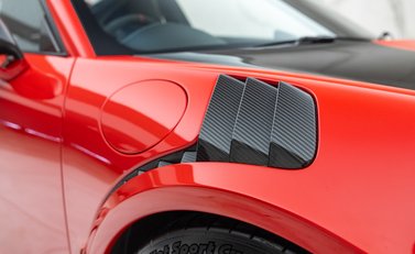 Porsche 911 GT2 RS Weissach (991) 42