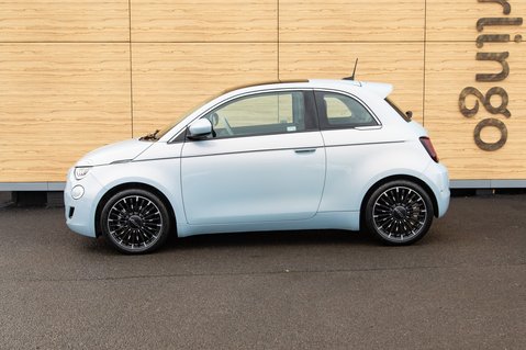 Fiat 500e LA PRIMA 14