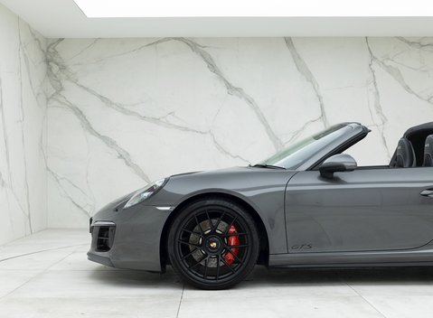Porsche 911 Targa 4 GTS (991.2) Targa 27