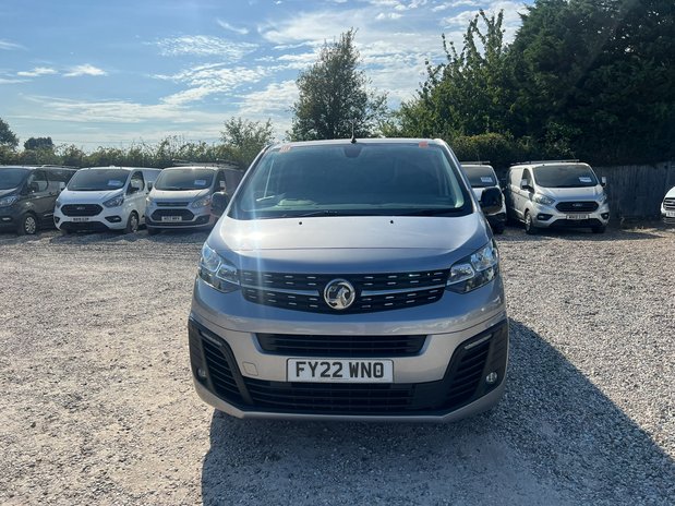 Vauxhall Vivaro SWB L1H1 2700 Sportive Air Con Sensors Cruise EURO 6 3