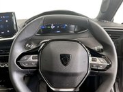Peugeot e-2008 50kWh Allure SUV 5dr Electric Auto (7kW Charger) (136 ps) DAB Radio - Parki 13
