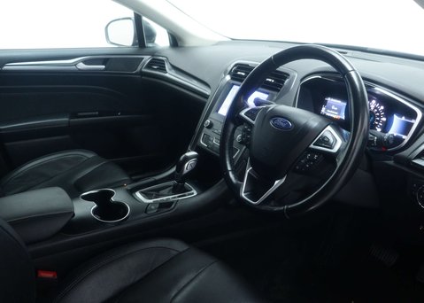 Ford Mondeo 2.0 Mondeo Titanium Edition HEV Auto 5dr 42