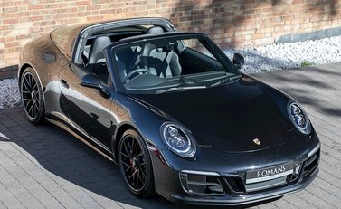 Porsche 911 (991.2) Targa 4 GTS 8