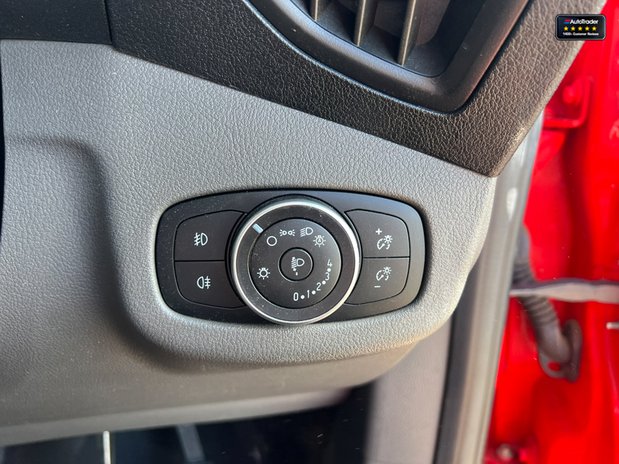 Ford Transit Connect SWB L1H1 200 Sport Alloys Air Con Cam Nav Sensors EURO 6 NO VAT 29
