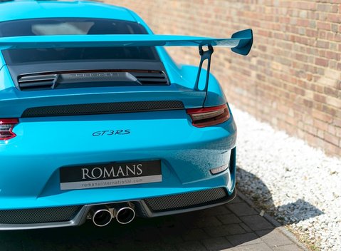 Porsche 911 GT3 RS (991.2) 23