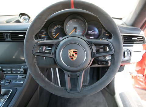 Porsche 911 (991) GT2 RS 15