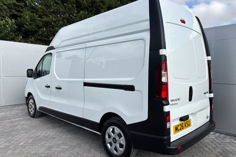 Renault Trafic LH30 Advance 150ps dCi Panel Van 7