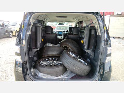 Toyota Vellfire 2.4 Z GOLDEN EYES + 7 Seats 25