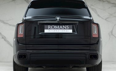 Rolls-Royce Cullinan Black Badge 5
