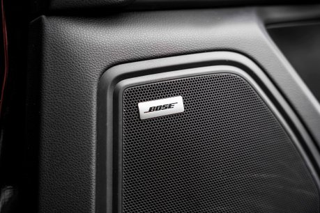 Porsche Macan S PDK. PANO ROOF. BOSE SOUND SYSTEM. HEATED FRONT SEATS. REVERSING CAMERA. 32