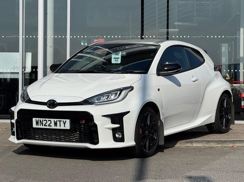 Toyota Yaris GR-Y CIRCUIT 3