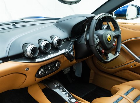 Ferrari F12 Berlinetta 17