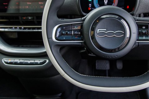 Fiat 500e LA PRIMA 20