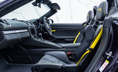 Porsche 718 Spyder RS 26