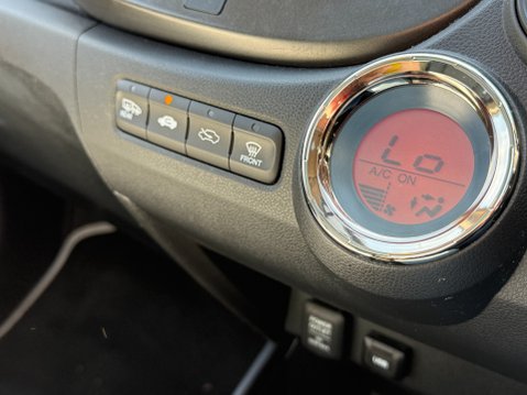 Honda Jazz I-VTEC EXL-T NAV AUTO 22