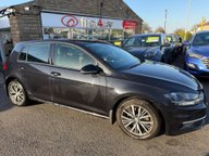 Volkswagen Golf SE NAVIGATION TDI 1