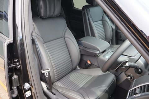 Land Rover Discovery 2026 d350 COMMERCIAL DYNAMIC HSE styled by seeker with rear seats  19