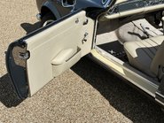 Mercedes-Benz SL Series 230 SL 48