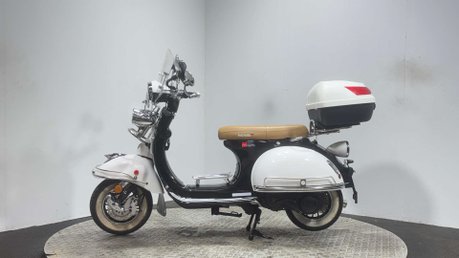 Lexmoto Milano 2020 2K GOOD RUNNING PROJECT SCOOTER 125CC LEARNER BIKE 4