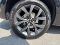 Land Rover Discovery Sport 2.0 Discovery Sport R-Dynamic SE D MHEV Auto 4WD 5dr 65