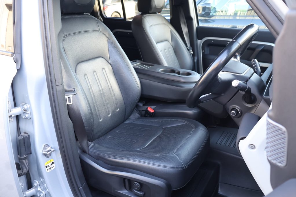 Land Rover Defender 110 HARD TOP SE MHEV with upgraded wheels £9500 REAR SEAT CONVERSION FITTED 17
