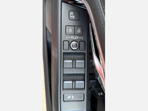 Land Rover Range Rover Evoque 2.0 Range Rover Evoque Autobiography MHEV Auto 4WD 5dr 32