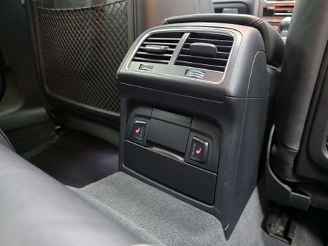 Audi RS4 4.2 FSI V8 Estate 5dr Petrol S Tronic quattro Euro 5 (450 ps) 14