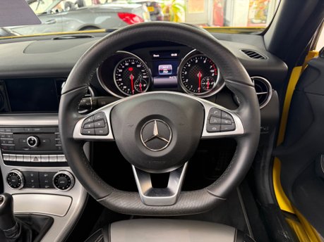 Mercedes-Benz SLC 2.0 SLC200 Final Edition Convertible 2dr Petrol Manual Euro 6 (s/s) (184ps) 10
