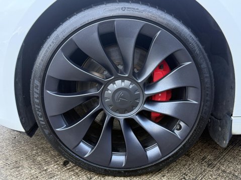 Tesla Model 3 (Dual Motor) Performance Saloon 4dr Electric Auto 4WDE (Performance Upgrade 18