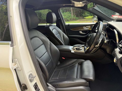 Mercedes-Benz GLC 3.0 GLC350d V6 AMG Line (Premium Plus) G-Tronic 4MATIC Euro 6 (s/s) 5dr 10