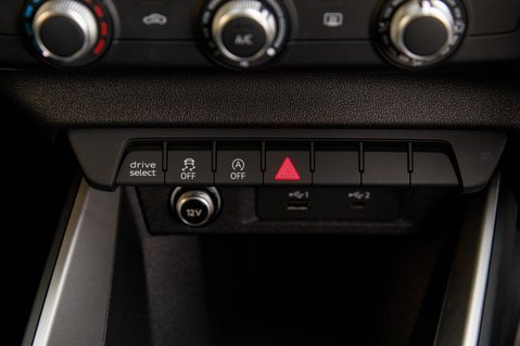 Audi A1 SPORTBACK TFSI SPORT 37