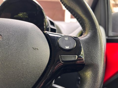 Peugeot 108 ALLURE 27