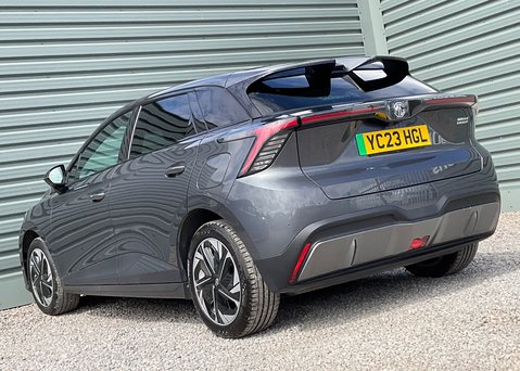 MG MG4 EV 64kWh TROPHY 13