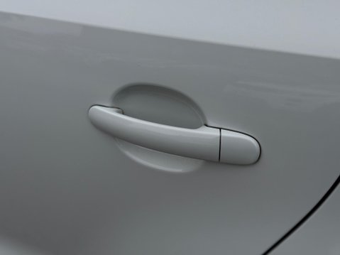 Volkswagen Polo 1.2 TSI BlueMotion Tech SE Design Euro 6 (s/s) 5dr 26