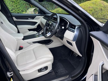 Jaguar F-Pace 2.0 D200 MHEV R-Dynamic Black Auto AWD Euro 6 (s/s) 5dr 20