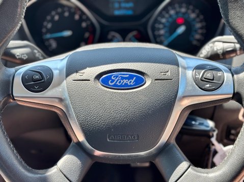 Ford Focus 1.0T EcoBoost Zetec Euro 5 (s/s) 5dr 12