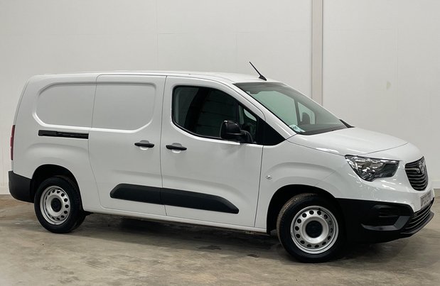 Vauxhall Combo VAUXHALL COMBO CARGO 2300 1.5 Turbo D 100ps L2H1 Prime Van
