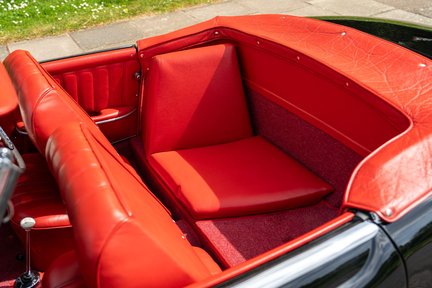 Mercedes-Benz SL 190SL CONCOURS RESTORED 21