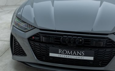 Audi RS6 AVANT PERFORMANCE CARBON VORSPRUNG 31