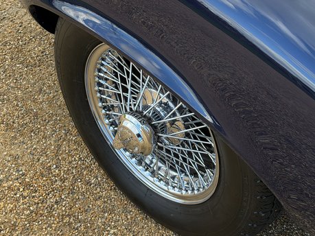 Jaguar E-Type Series 3 OTS Roadster 35