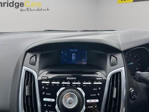 Ford Focus 1.6 Titanium Navigator Powershift Euro 5 5dr 27